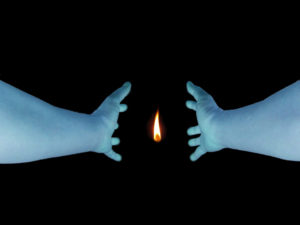 スピリチュアルにおける人間の“念”とは？生霊の症状も解説！