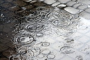 スピリチュアルが示す“雨”の意味とは？
