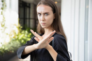 スピリチュアル的に人間嫌いとは？人間嫌いになってしまう原因や特徴もご紹介！