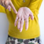 手のひらや指の皮がむける時のスピリチュアルな3つの意味とは？