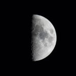 上弦の月と下弦の月のスピリチュアルな意味とは？