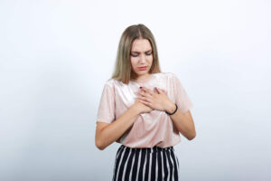 恋をすると胸が苦しい…その理由をスピリチュアル的に解説！